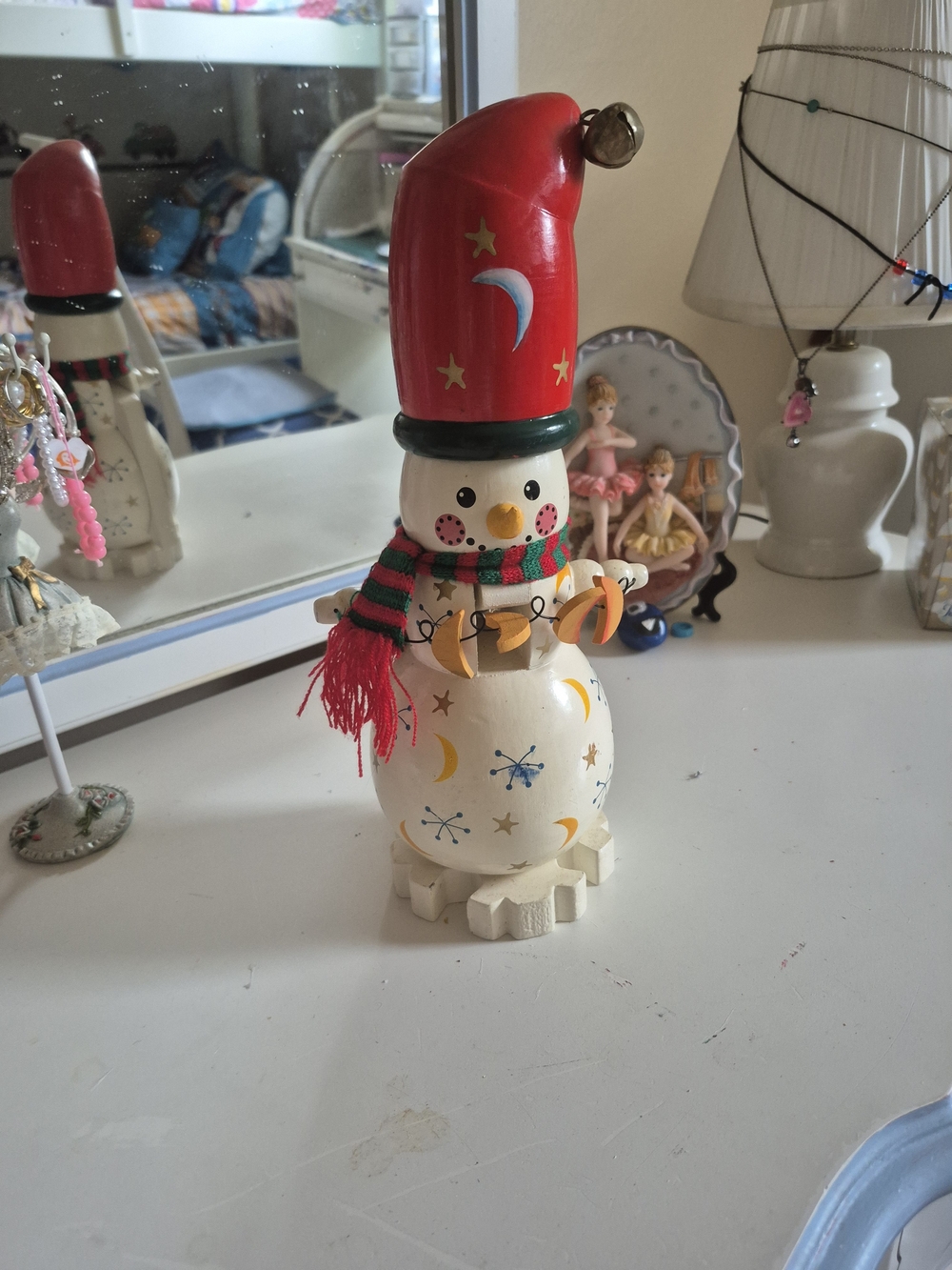 Festive Red-Hat Snowman Holiday Figurine - Charming Seasonal Decor